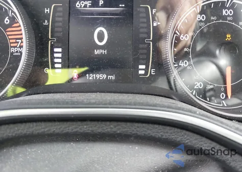 2019 Jeep Cherokee Latitude Plus 4X4 from USA, damaged, VIN 1C4PJMLB8KD478341